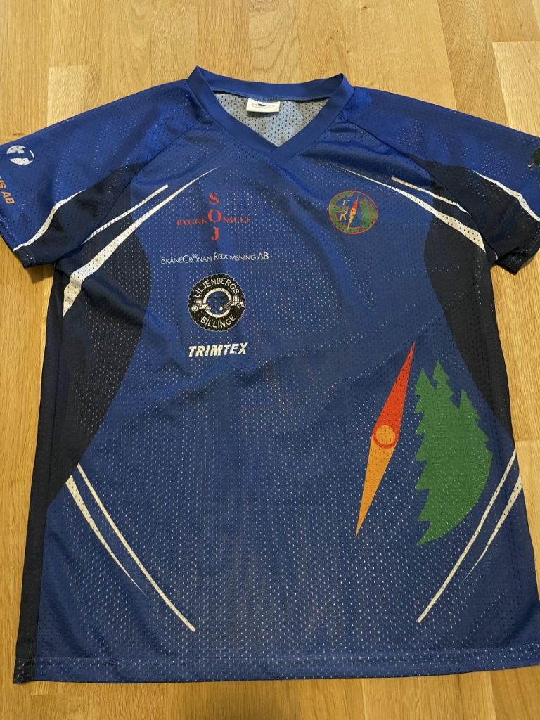 Mesh O-shirt med v-hals